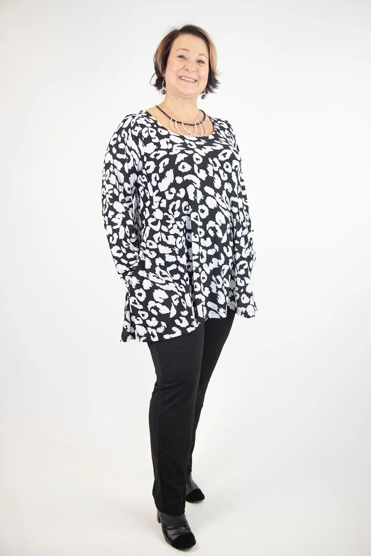 Ava Long Sleeve Tunic with Side Pockets