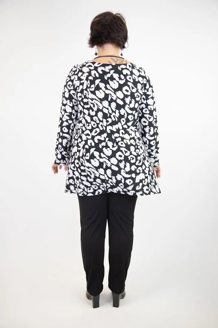 Ava Long Sleeve Tunic with Side Pockets