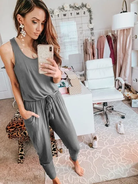 Casual Pocket Sleeveless Solid Belt Jumpsuit