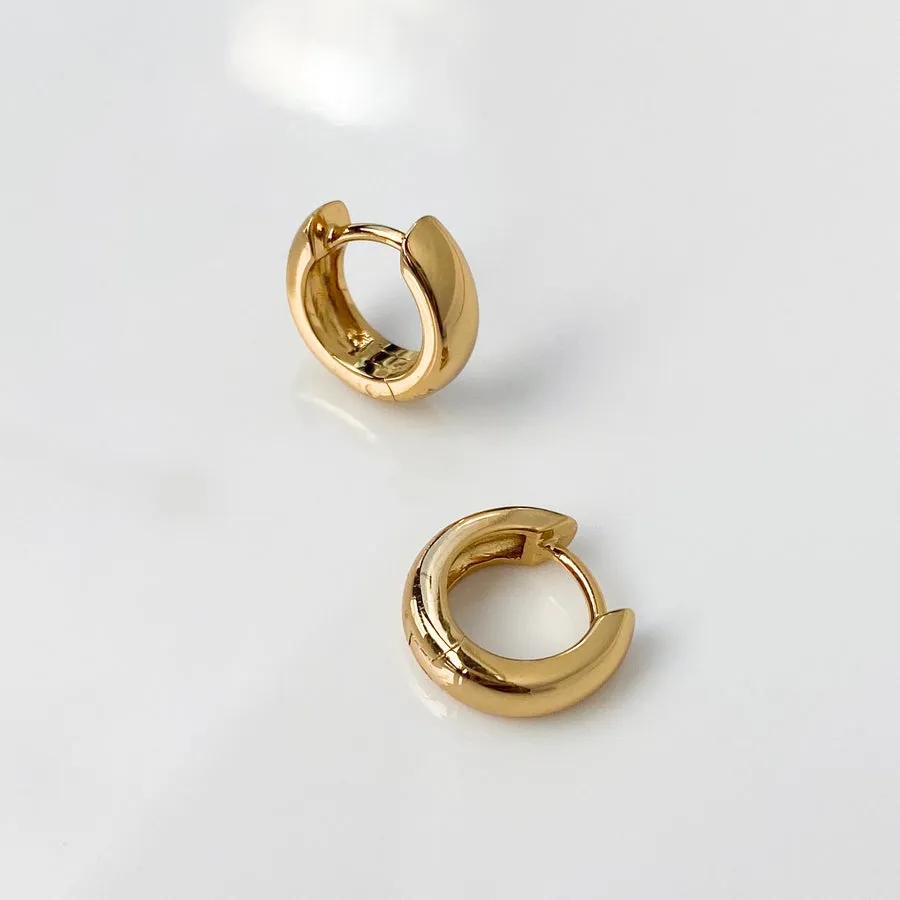 Chunky Classic Gold 7mm Baby Huggie Earrings