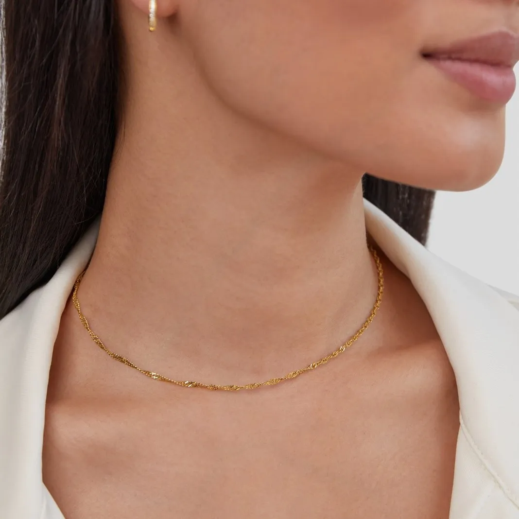 Mila Twist Gold Chain Necklace