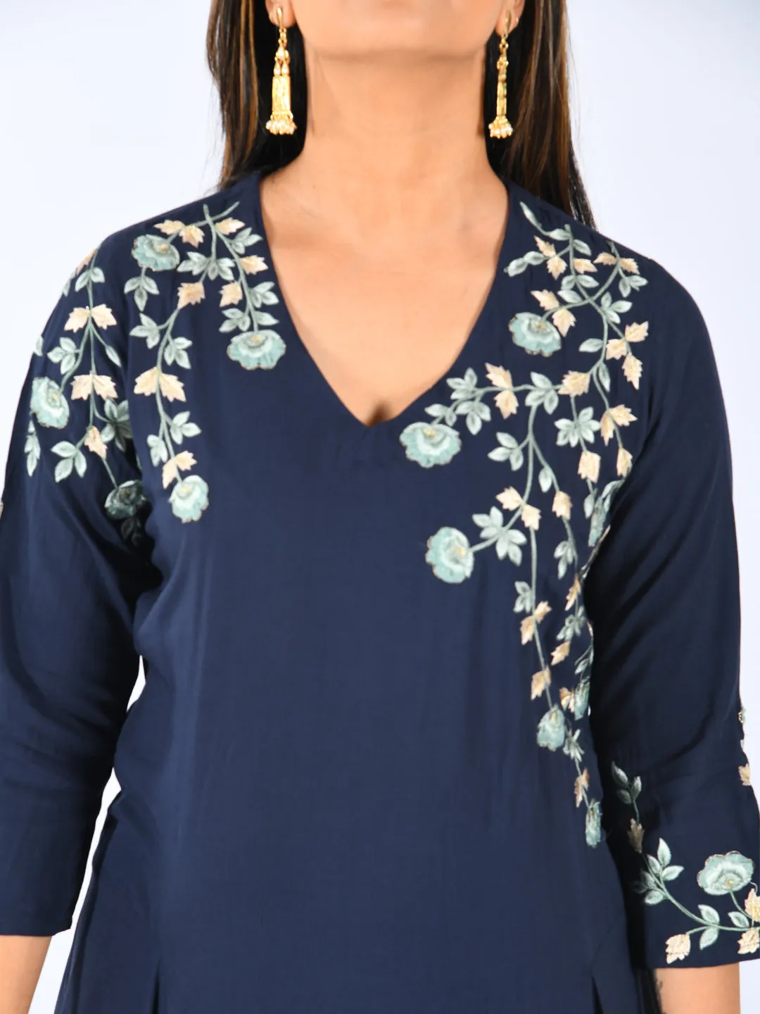 Neeru's Women Navy Blue Color Slub Rayon Fabric Tunic