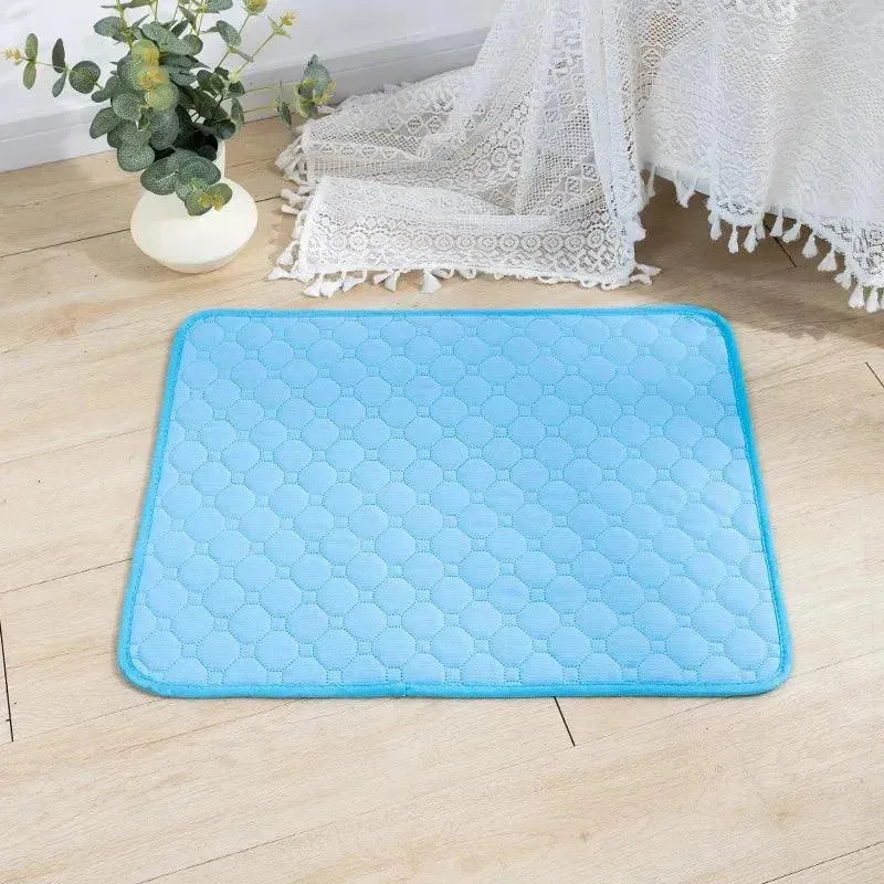 Reusable Dog Pee Pad Blanket Absorbent Diaper Washable Puppy Training Pad Pet Bed Urine Mat for Pet Car Seat Cover Pet Supplies