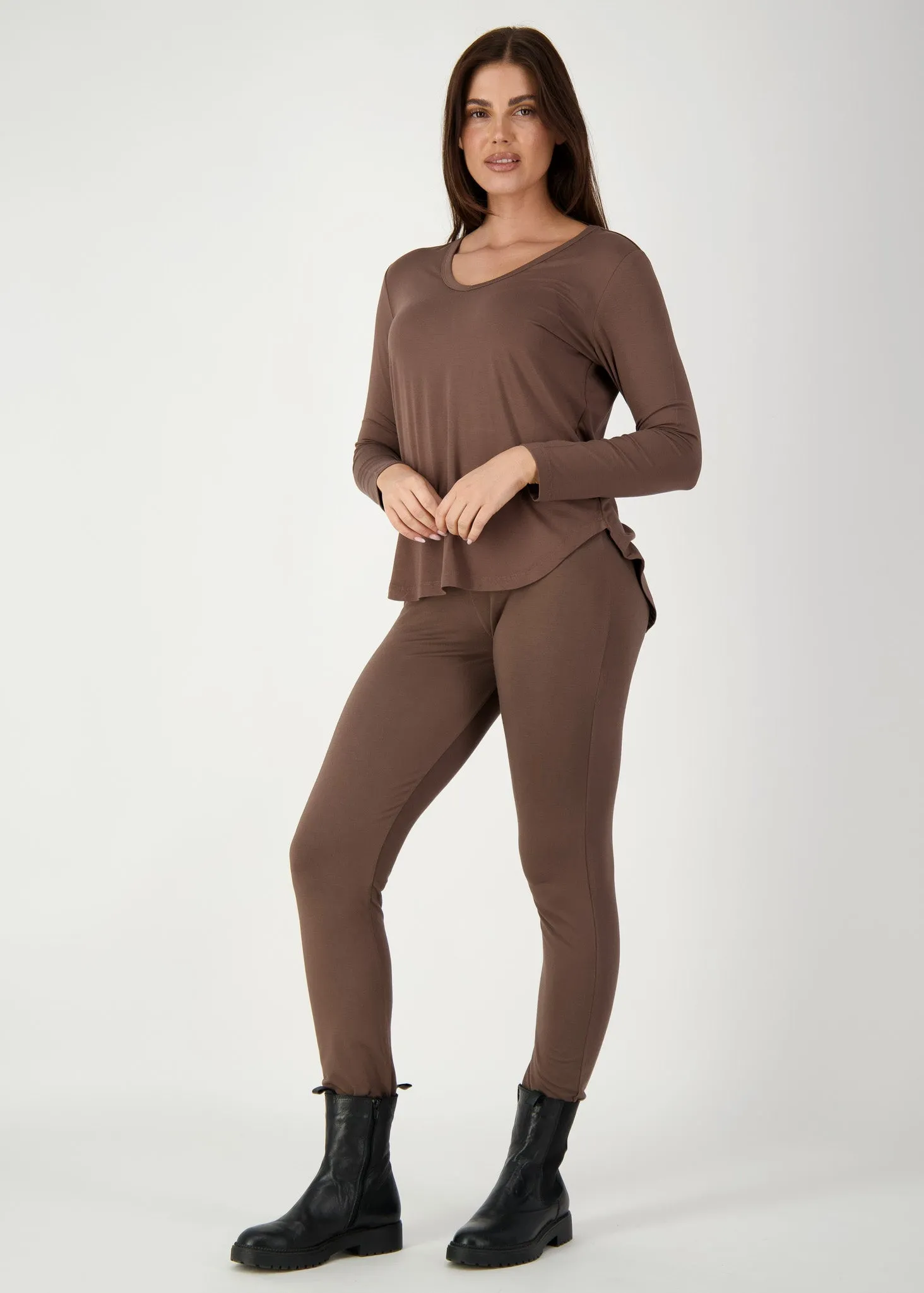 Sia V Neck Bamboo Longsleeve Top - Chocolate