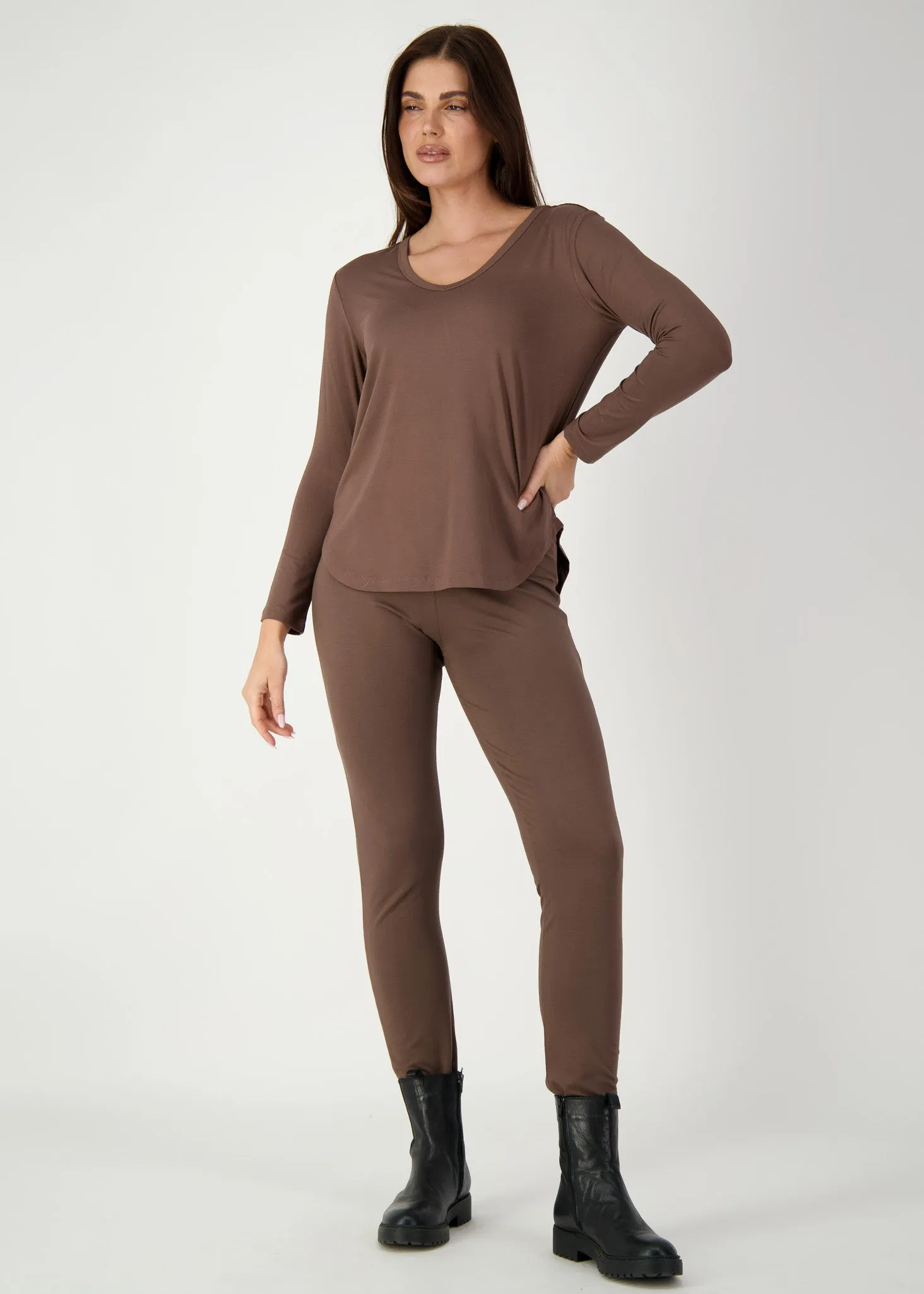 Sia V Neck Bamboo Longsleeve Top - Chocolate