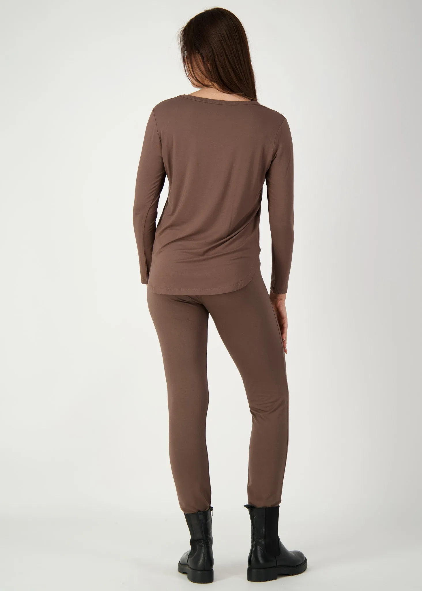 Sia V Neck Bamboo Longsleeve Top - Chocolate