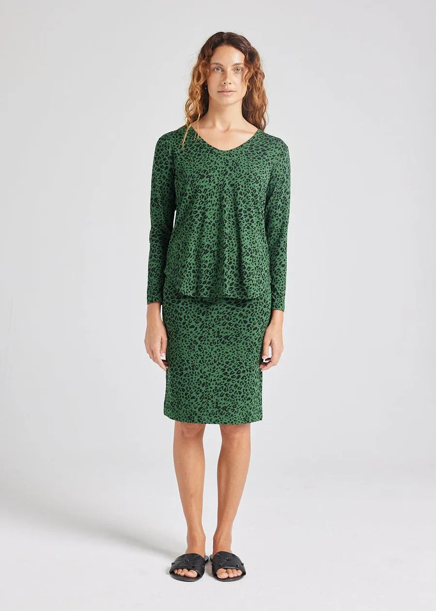 Sia V Neck Bamboo Longsleeve Top - Green Leopard