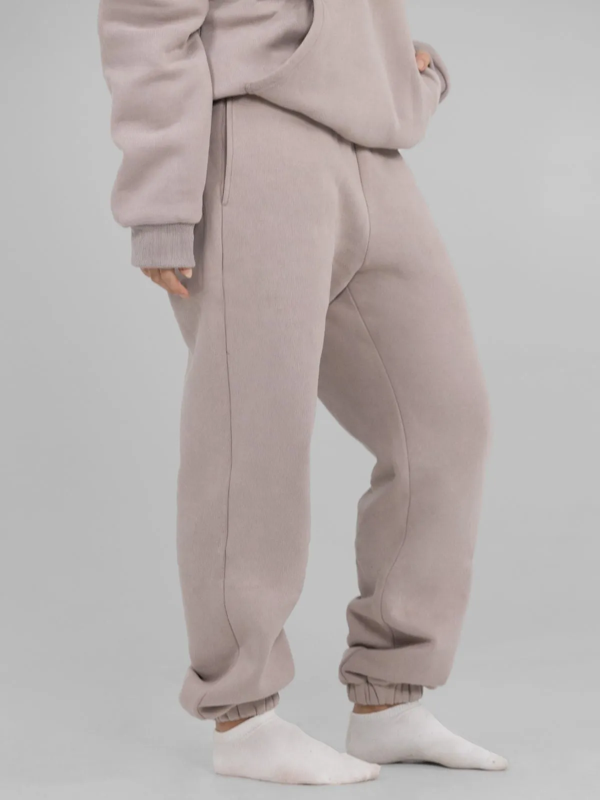 Signature Fit Sweatpants - Pre-Order