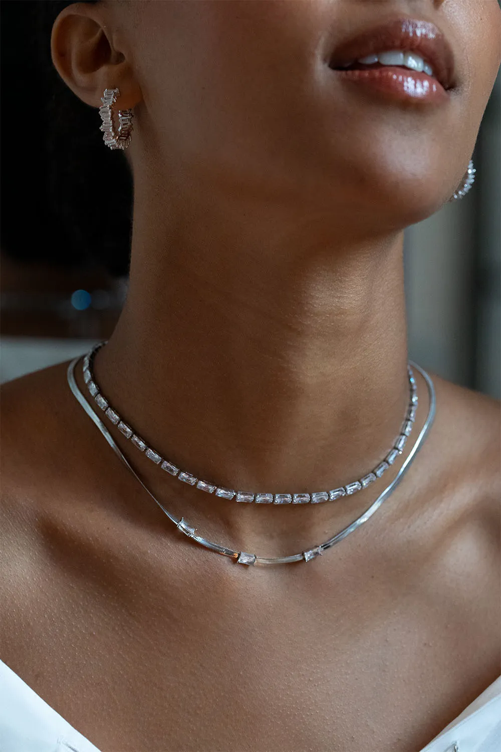 Sleek Baguette Necklace Silver