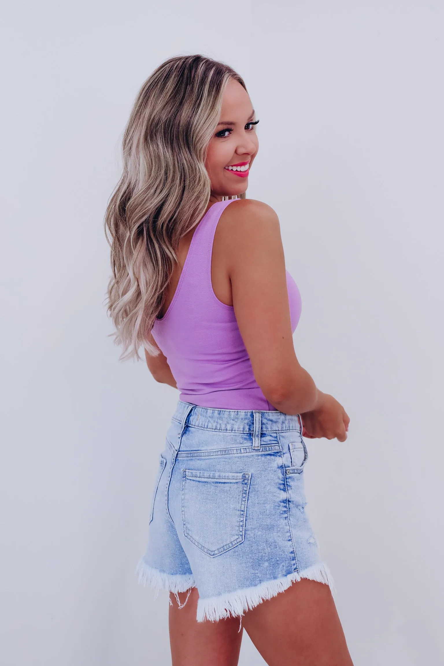 Sleek Sleeveless V-Neck Bodysuit - Lavender