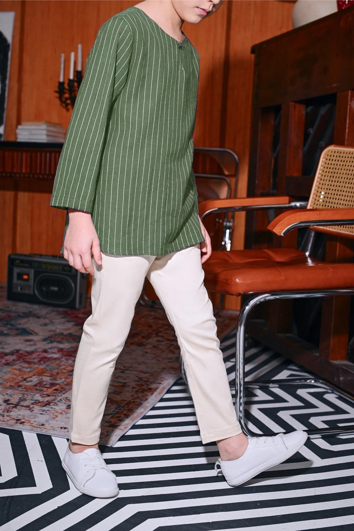 The Perfect Slim Fit Pants - Khaki