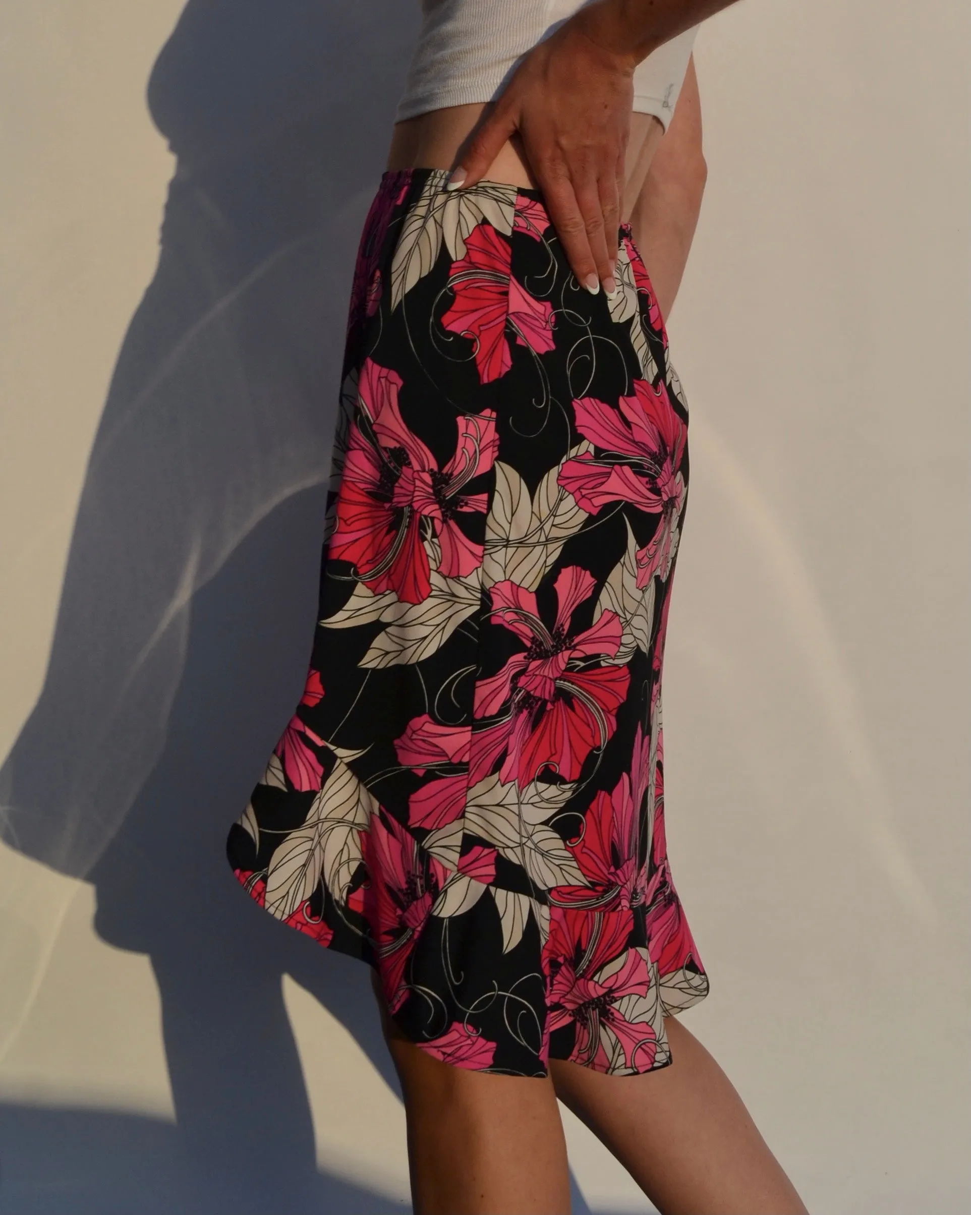 Vintage Knee Length Floral Skirt