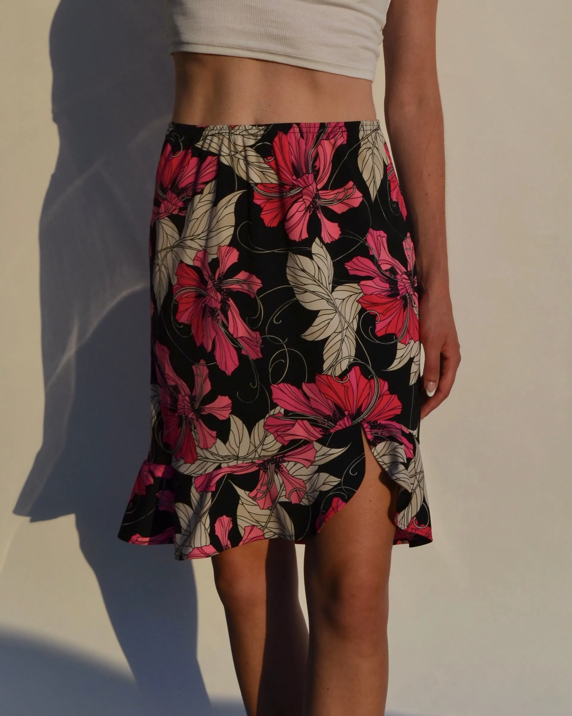 Vintage Knee Length Floral Skirt