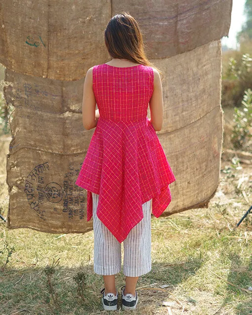 Women's Tadh Tunic In Pink With A Handkerchief Hem